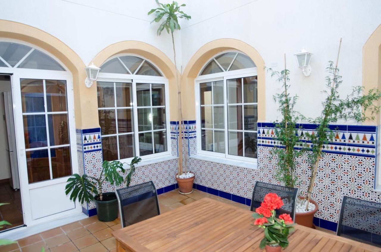 Casa Del Patio Andaluz Hotel Malaga Exterior photo